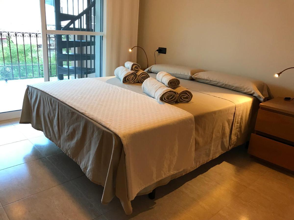 Precioso ático en complejo residencial con piscina Apartamento Sant Carlos de la Ràpita Exterior foto