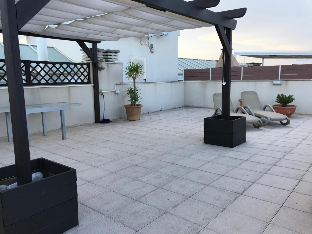 Precioso ático en complejo residencial con piscina Apartamento Sant Carlos de la Ràpita Exterior foto